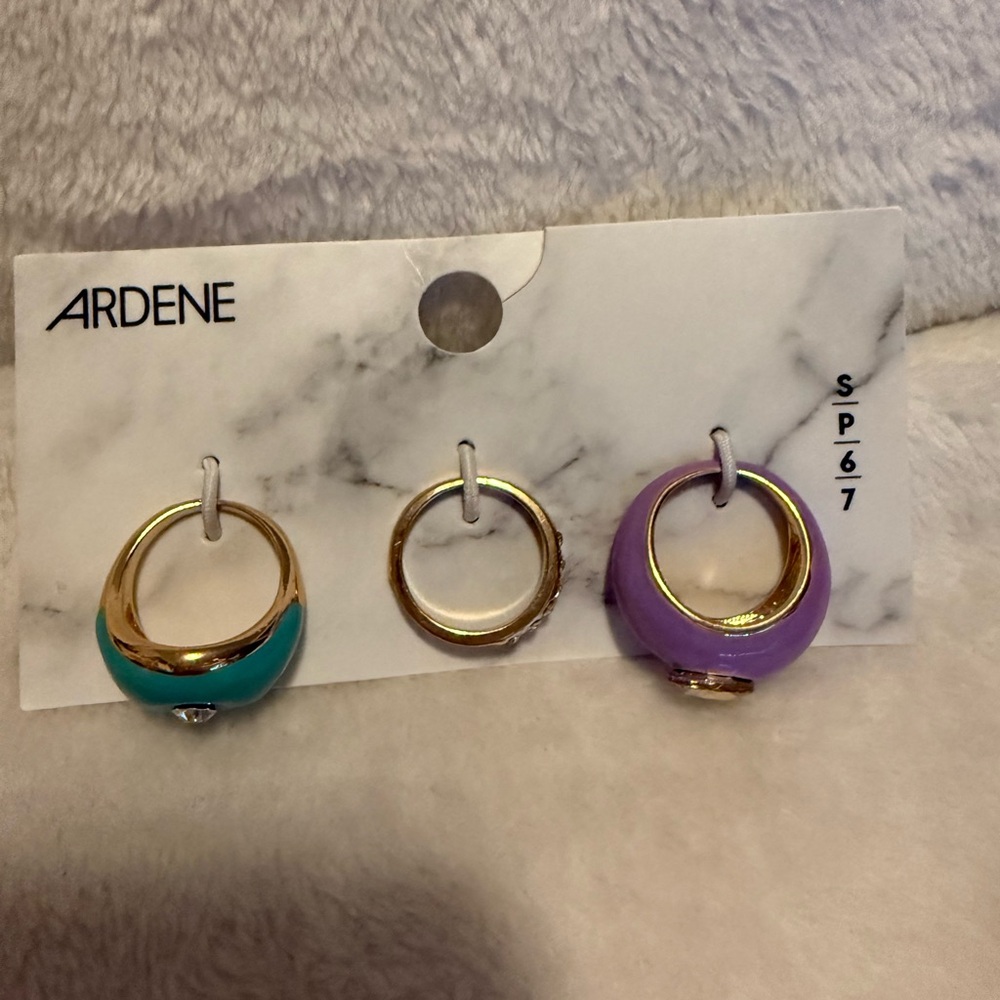 3 pkg of Rings